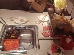 -海底捞火锅(世界城广场店)