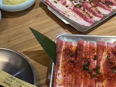-汉城烤肉·黑金冠(华山路店)