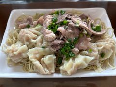 猪杂捞云吞面-新园饮食店(香洲总店)