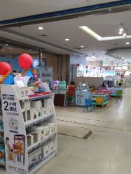 -孩子王童乐园(唐山万达广场店)