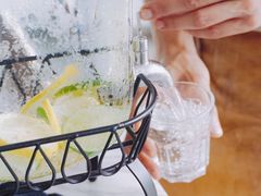 -UNI UNI(环亚凯瑟琳店)