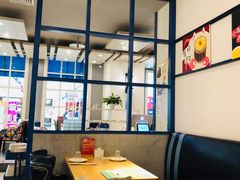 -小镇大厨新概念复合中餐厅(万达广场大连高新店)