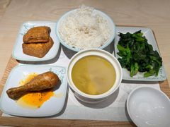 -老乡鸡(上海白玉兰广场店)