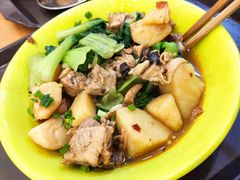 -华中科技大学东三学生食堂