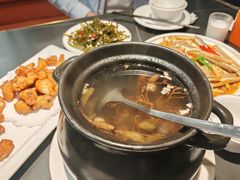 -鑫悦楼煎蟹·16年海鲜大排档