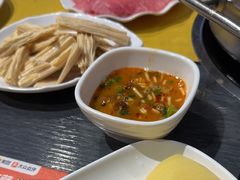 -四季喧黔味豆米火锅(万达广场店)