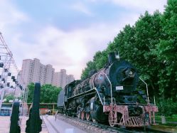-郑州市世纪公园
