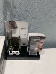 -花隐·美芙炫海菲秀皮肤管理中心