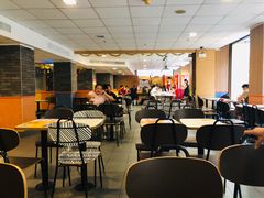 用餐区-麦当劳(中山八路店)