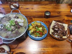 -六禾熏酱小酒馆·东北菜(海甸岛店)