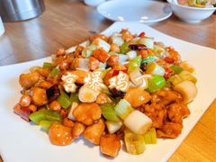 宫保鸡丁-東舍食唐精品陕菜馆