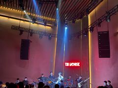 -TZ House音乐现场(来福士中心店)