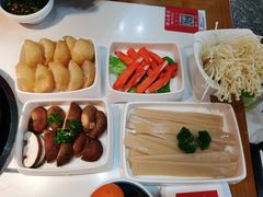 -潮汕酱记鲜牛肉火锅(欧尚店)