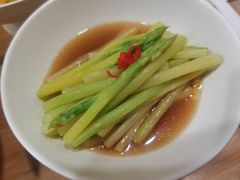 白灼芦笋-江小鲀河豚馄饨(日月光店)