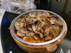 -香山湖家家宴(中山陵店)