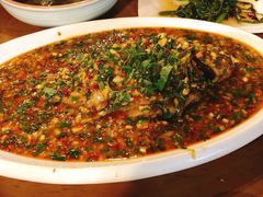 藿香鲫鱼-庶民居中餐馆(花土店)