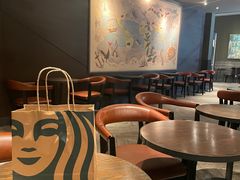 -星巴克臻选(南京金茂览秀城店)