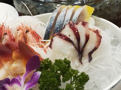 -青瓦餐厅·生鱼片·韩园烤肉(西塔店)