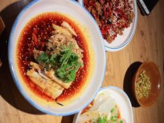 -先启半步颠小酒馆(虹桥龙湖天街店)