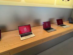 -Apple零售店(华贸购物中心店)