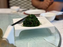 大厨巧拌沙葱-汗腾格里·风味餐厅(新疆驻京办店)