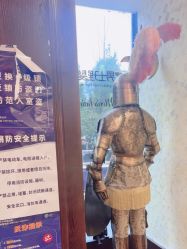 -东方先生国潮男士理发馆