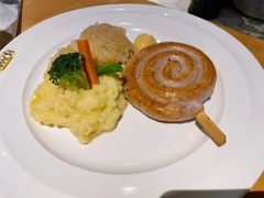 -LENBACH兰巴赫西餐啤酒坊(大连东港店)