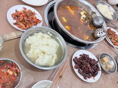 -黑竹沟新场牛肉火锅