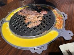 -猪啊牛呀羊啊铜盘烤肉(正大广场店)