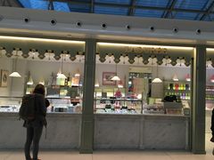 -ladurée(戴高乐机场T 2F店)