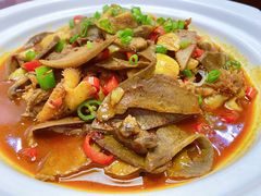 -三湘四水正宗湘菜(君峰路店)