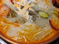 -洱火云南酸菜牛肉火锅(石景山当代商城店)