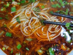 -陇上全荟兰州传统牛肉面(延吉路店)