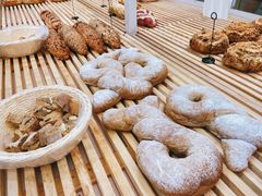 -焙丽拾光(麦凯乐直营店)