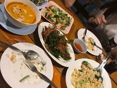 香茅草烤翅-Ruam Saep Yok Khok Som Tam
