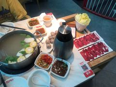 现切吊龙肉-为什么牛潮汕牛肉火锅(中信广场店)