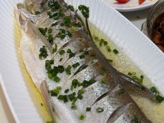-七的湖·晚芳亭·阳澄湖农家菜·大闸蟹(莲花岛店)