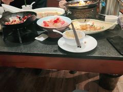 -万重锦·人文川菜馆(骡马市店)