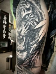 腿部-PinooTattoo皮奴刺青纹身设计总部