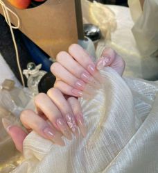 -猪猪女孩日式美睫美甲