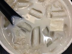 腐竹薏米水-汕头街四果汤