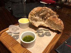 -恰餐厅及酒吧 CHAR Bar & Grill (北京丽都皇冠假日店)