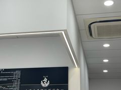 -申普宠物医院·眼科·心内科·影像科(普陀分院)