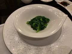 五粮液炒豆苗-北京四季酒店·采逸轩