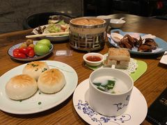 -东南里湖景餐厅·新闽菜(浦西万达店)