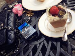 燕麦蛋糕-COVA(新天地Xintiandi店)