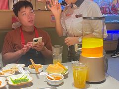 -海底捞火锅(宝龙广场夜宵主题店)