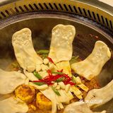 这家柴火鸡给人香迷糊了！锅气满满！