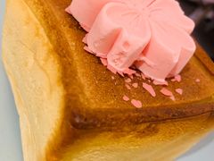 樱花冰淇淋面包诱惑-蜜桃餐厅·伴山(海岸城店)