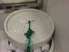 -上海虹桥君丽假日酒店(娄山关路地铁站店)